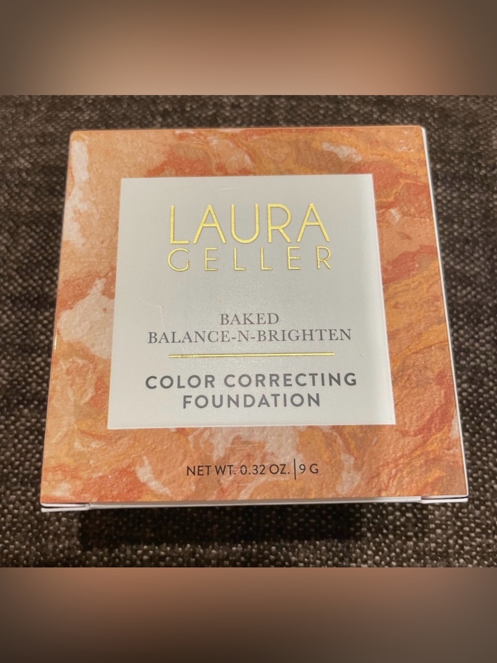 LIGHT - Laura Geller Balance and Brighten